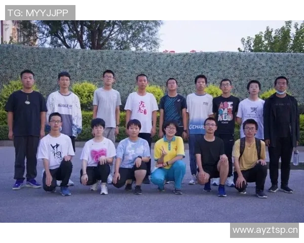 武汉攀岩队创新防反策略助力竞技水平提升与安全保障探索 武汉攀岩队创新防反策略助力竞技水平提升与安全保障探索